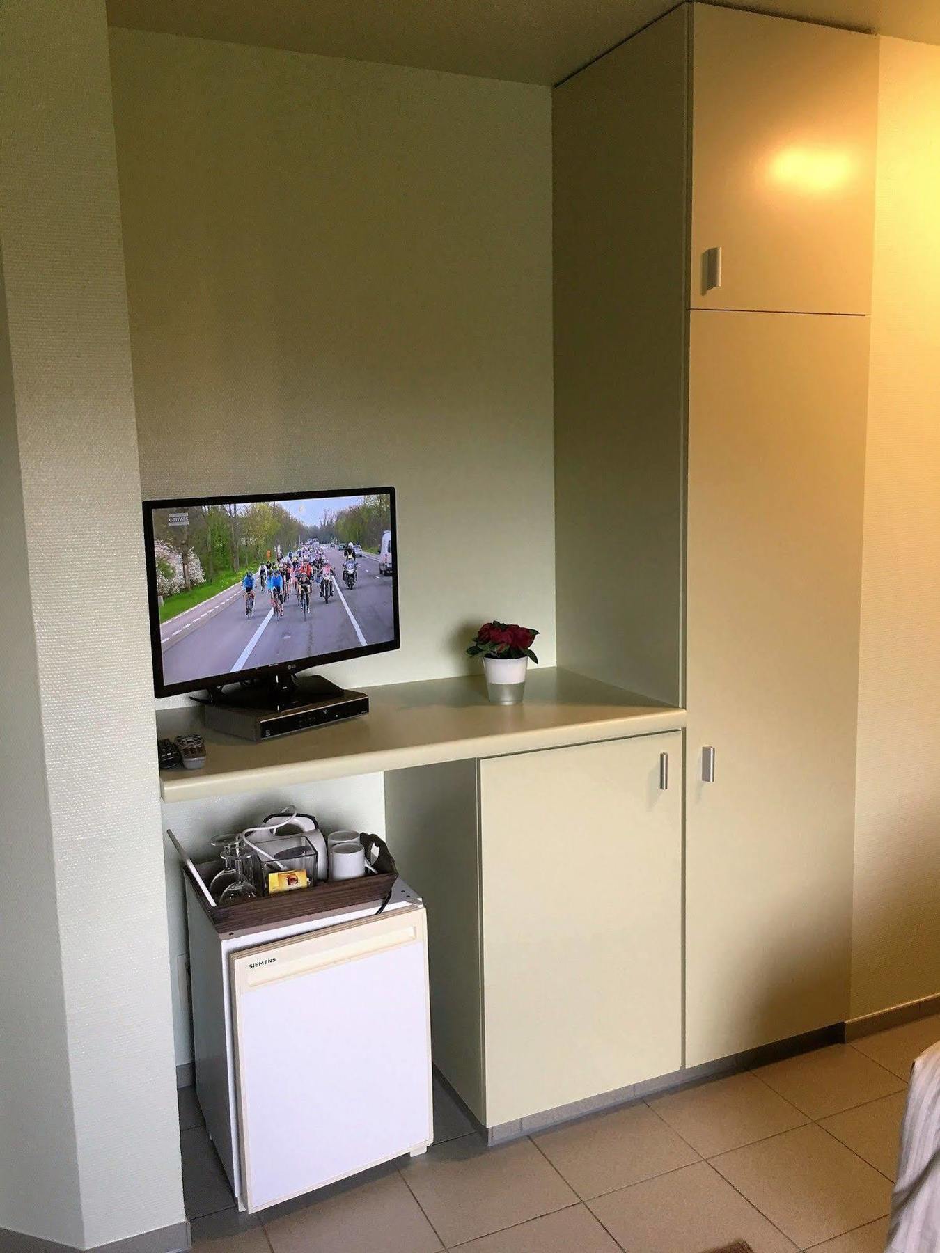 Logies Ternier Bed and Breakfast Nieuwpoort Buitenkant foto