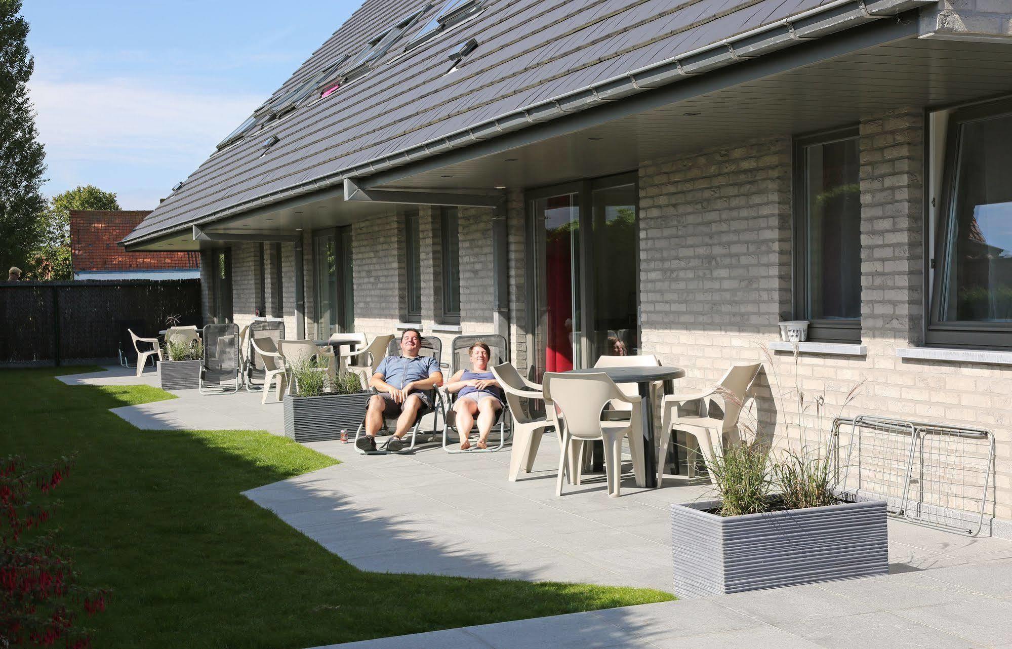 Logies Ternier Bed and Breakfast Nieuwpoort Buitenkant foto